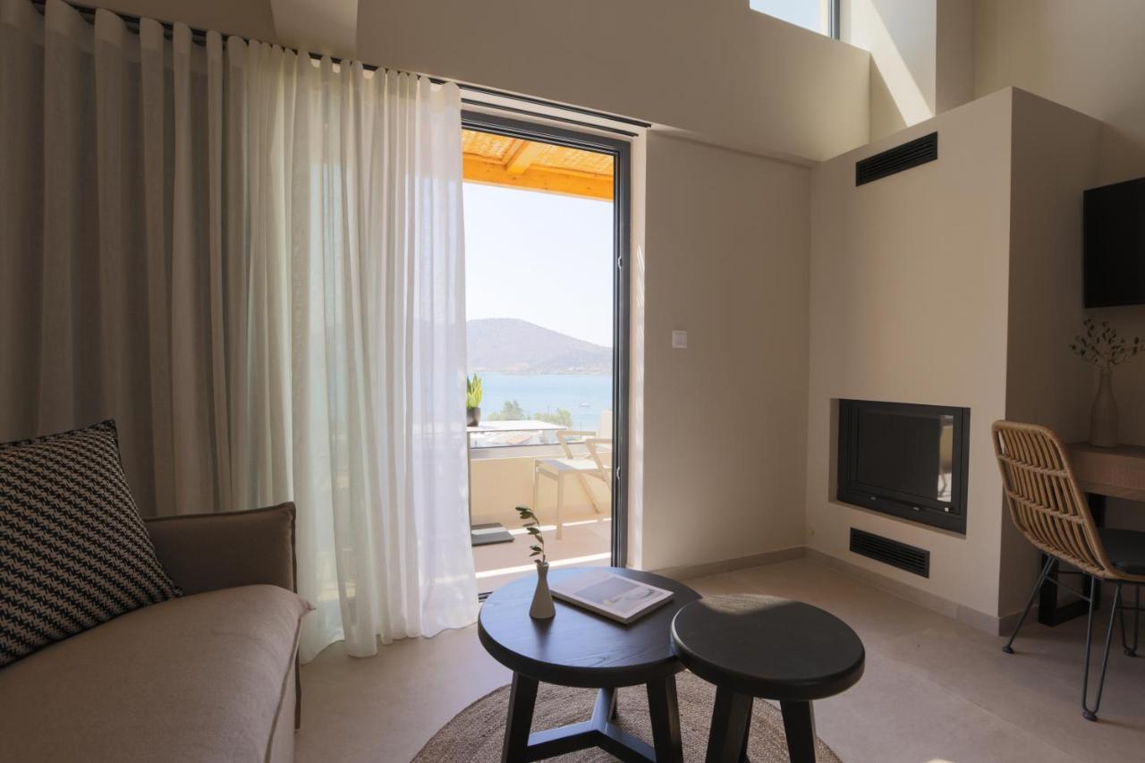 Elivia Boutique Suites Almiropótamos エクステリア 写真