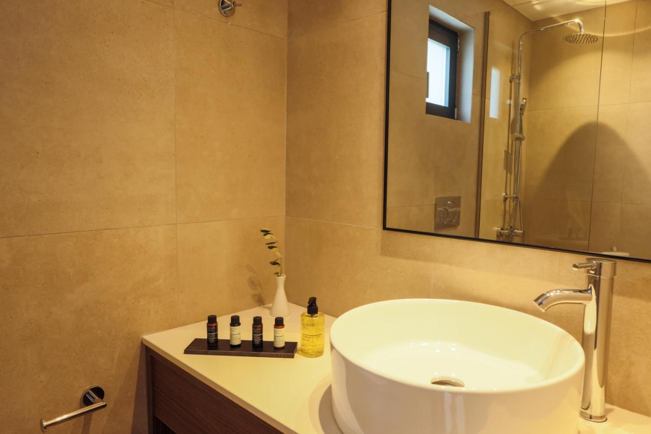Elivia Boutique Suites Almiropótamos エクステリア 写真