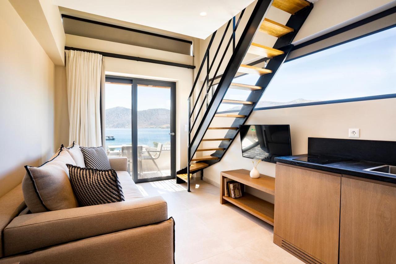 Elivia Boutique Suites Almiropótamos エクステリア 写真