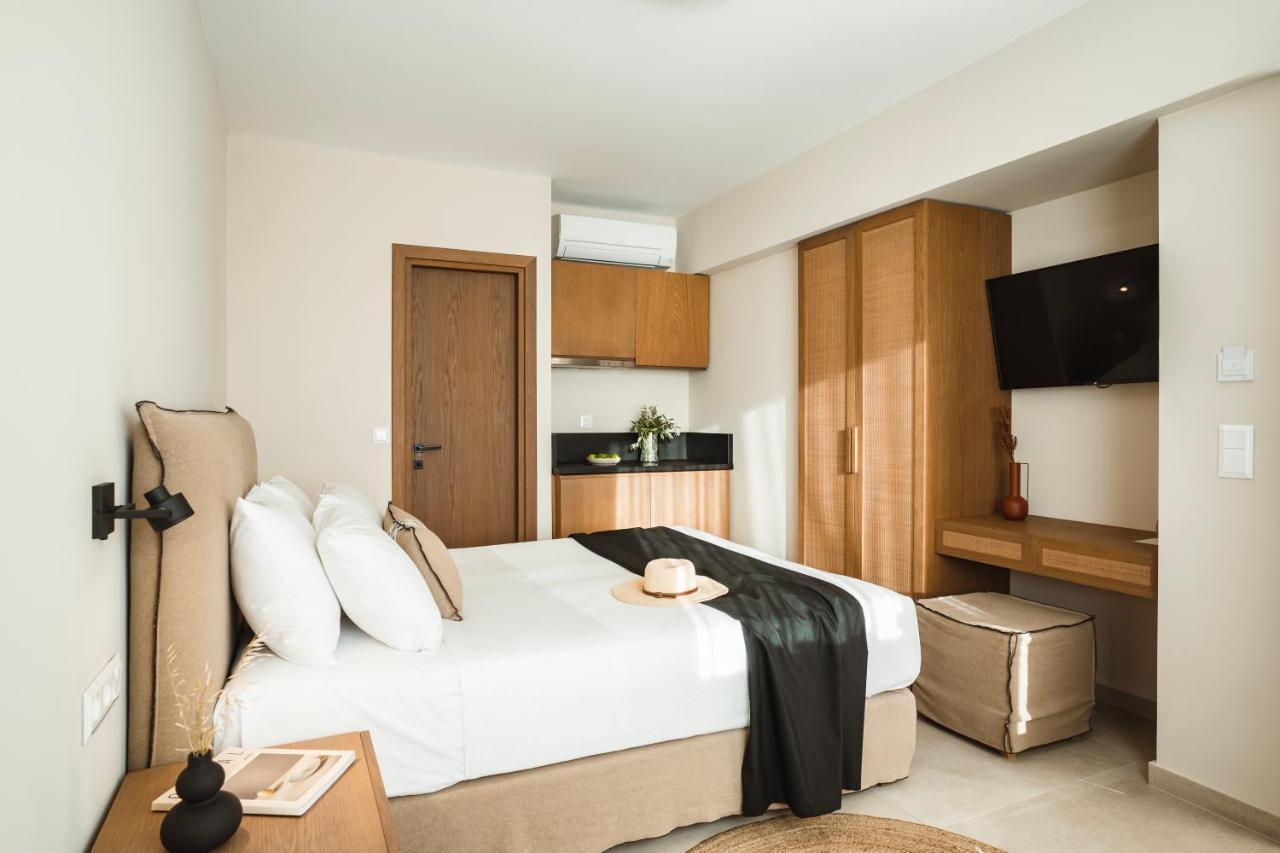 Elivia Boutique Suites Almiropótamos エクステリア 写真