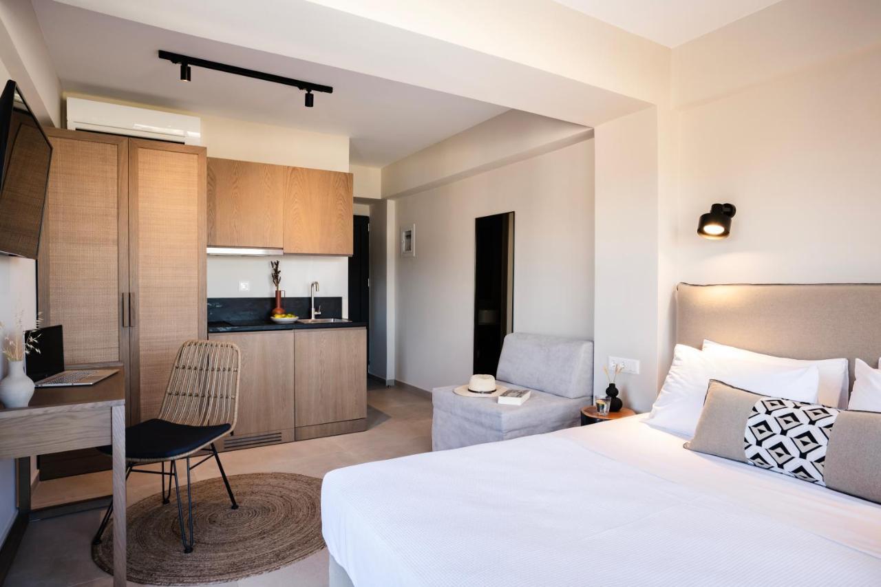 Elivia Boutique Suites Almiropótamos エクステリア 写真
