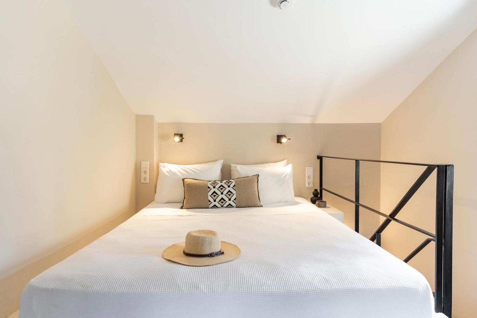 Elivia Boutique Suites Almiropótamos エクステリア 写真