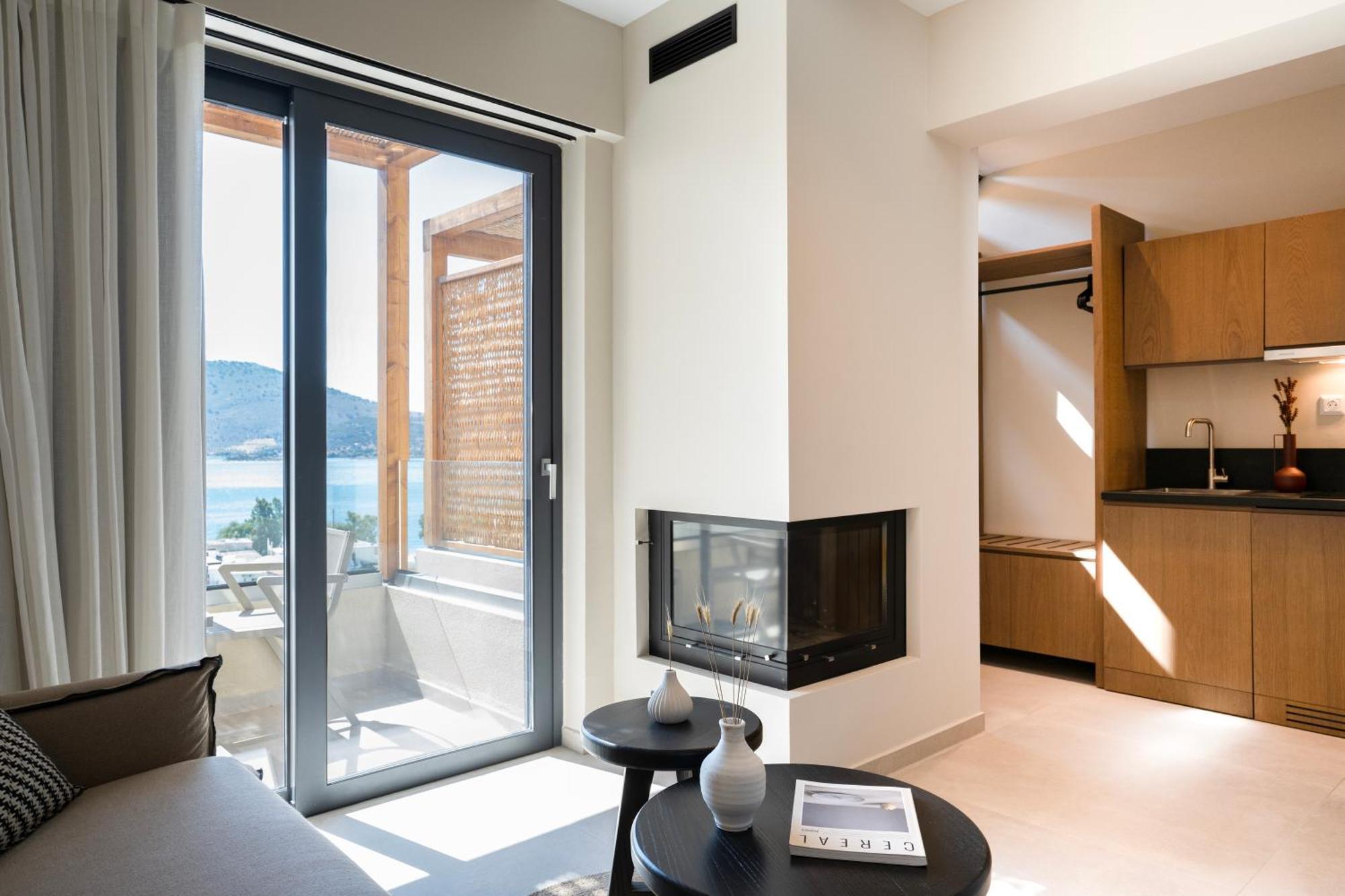 Elivia Boutique Suites Almiropótamos エクステリア 写真